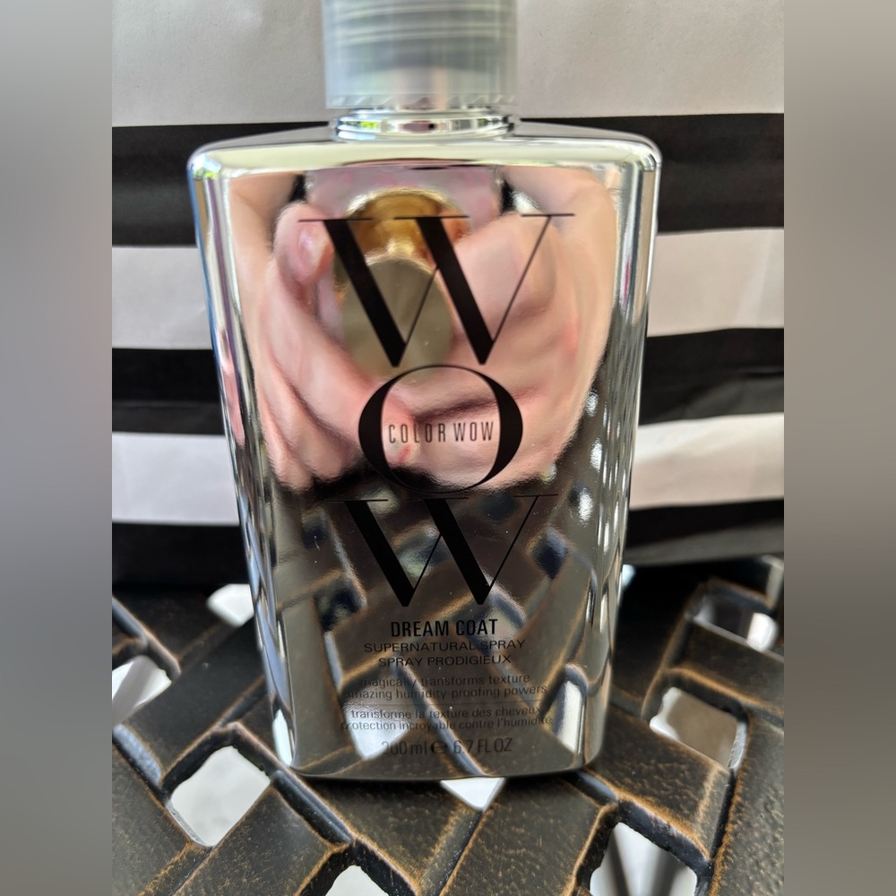 Color Wow Dream Coat Supernatural Spray - Picture 2 of 3